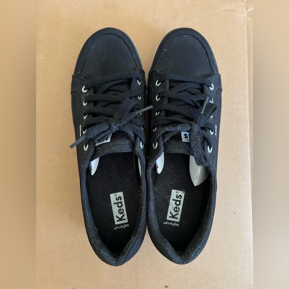 Keds Sneakers Size 7.5